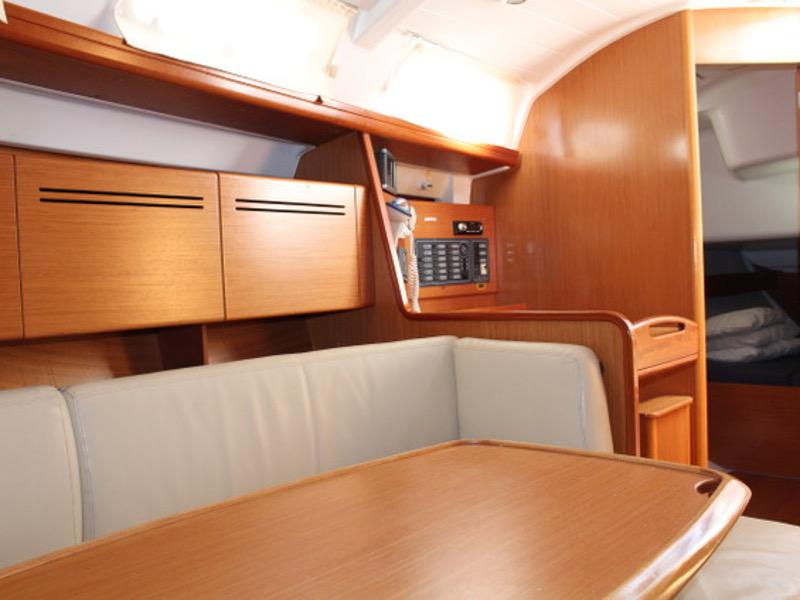 Book yachts online - sailboat - Cyclades 39.3 - Armilla - rent
