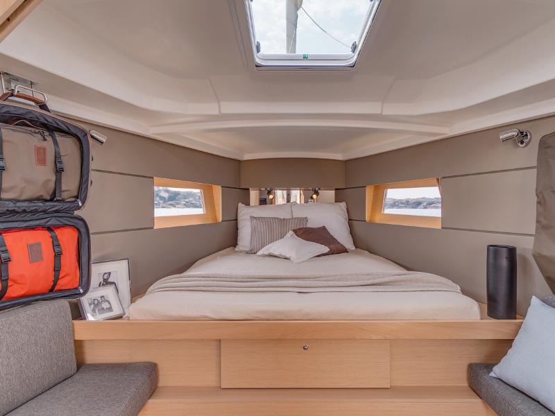 Book yachts online - sailboat - Oceanis 38 - ONE - rent