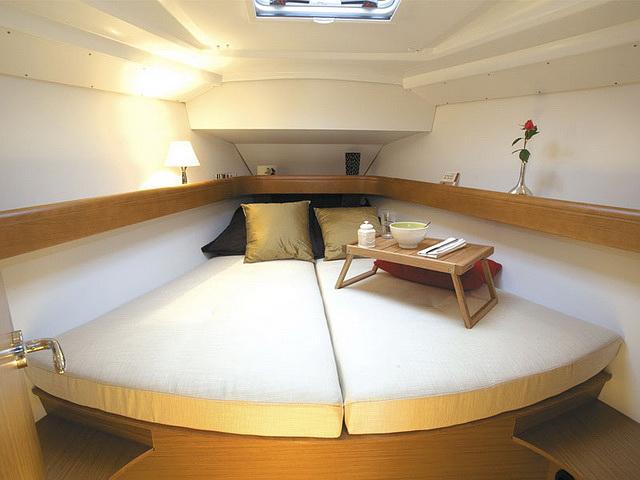 Book yachts online - sailboat - Sun Odyssey 39i - SVRSATA - rent