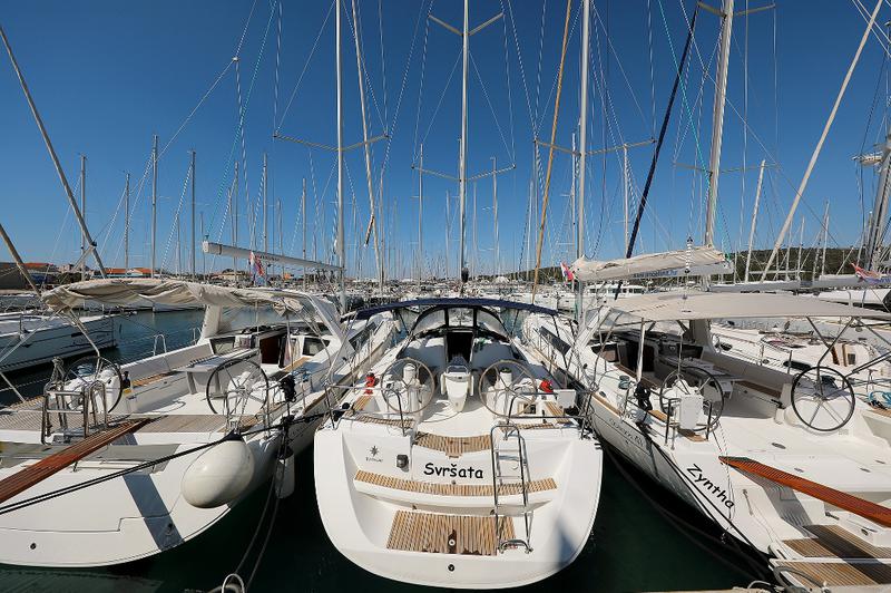 Book yachts online - sailboat - Sun Odyssey 39i - SVRSATA - rent