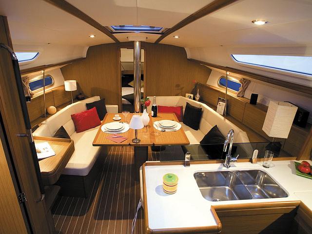 Book yachts online - sailboat - Sun Odyssey 39i - SVRSATA - rent