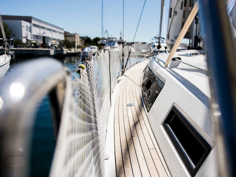 Book yachts online - sailboat - Bavaria Cruiser 41 - STAR SISSI - rent