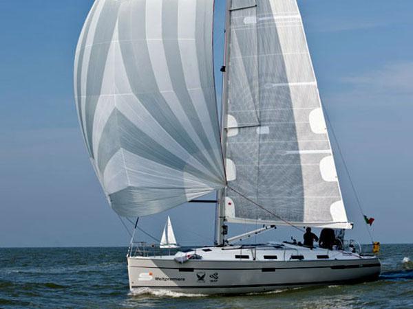 Book yachts online - sailboat - Bavaria Cruiser 40S - SILVER ARROW - rent
