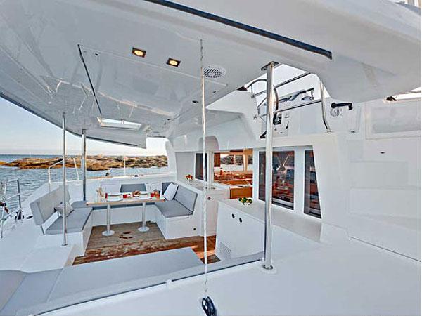 Book yachts online - catamaran - Lagoon 450 - MIRA V - rent