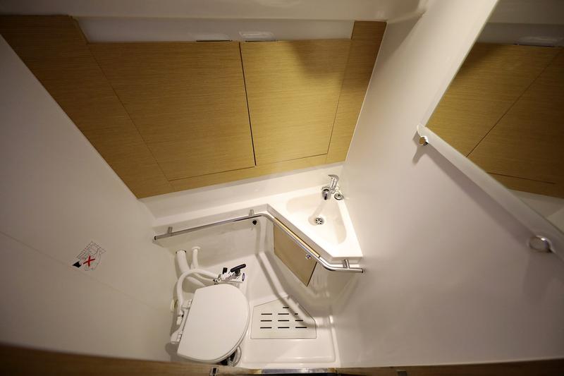 Book yachts online - sailboat - Elan 444 Impression - ABRAKADABRA - rent