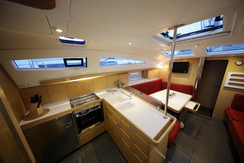 Book yachts online - sailboat - Elan 444 Impression - ABRAKADABRA - rent
