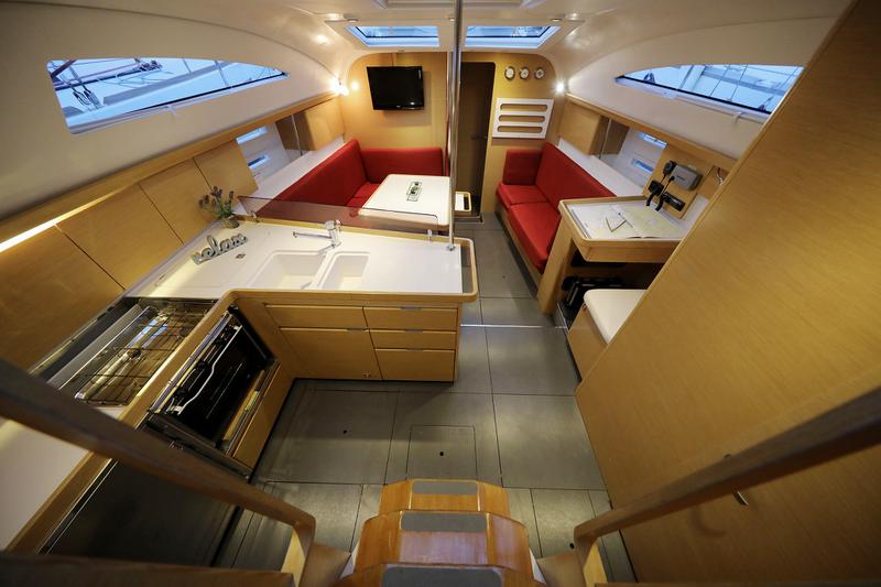 Book yachts online - sailboat - Elan 444 Impression - ABRAKADABRA - rent