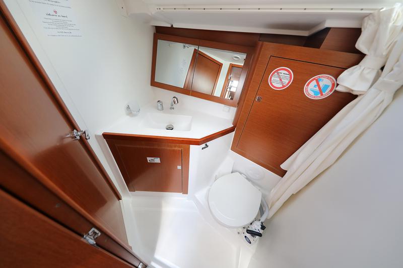 Book yachts online - sailboat - Oceanis 45-4 CABINS - MELANIE - rent
