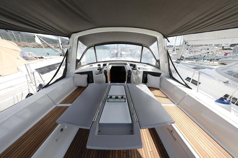 Book yachts online - sailboat - Oceanis 45-4 CABINS - MELANIE - rent