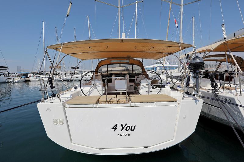 Book yachts online - sailboat - Dufour 460 Grand Large - 4 YOU - rent
