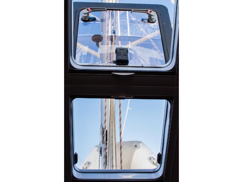 Book yachts online - sailboat - Bavaria Cruiser 41 - STAR KLEO - rent