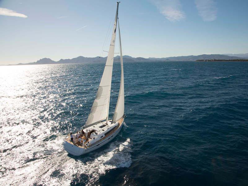 Book yachts online - sailboat - Bavaria Cruiser 46 - SUNRISE II - rent