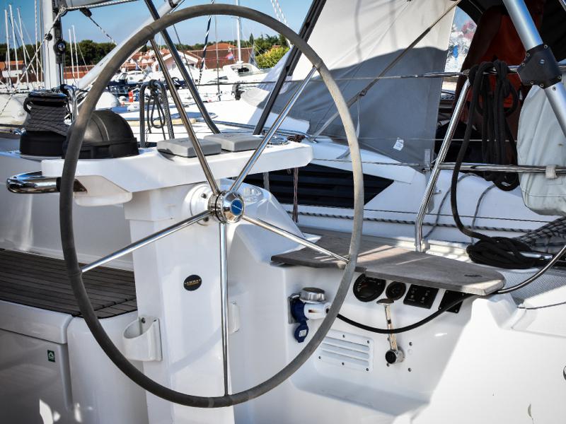 Book yachts online - sailboat - Bavaria Cruiser 50 - SIEGAL - rent