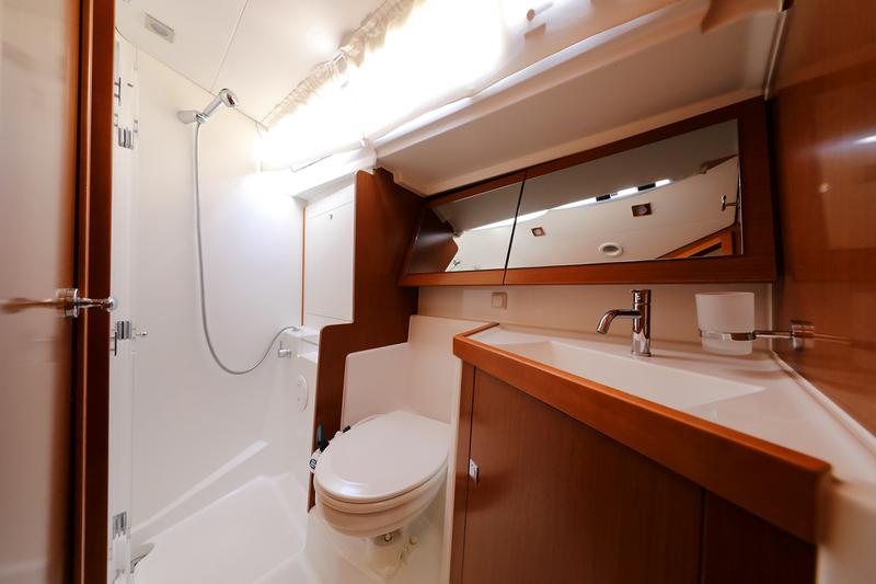 Book yachts online - sailboat - Oceanis 41 - ZYNTHA - rent