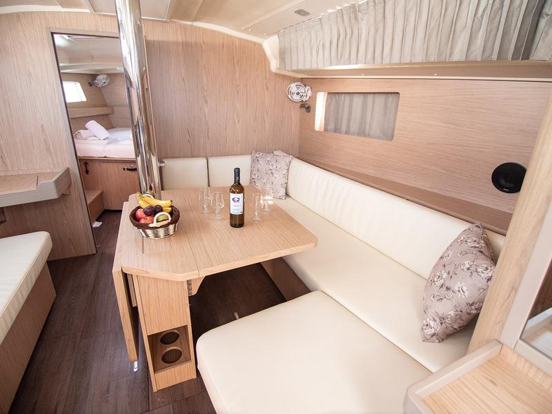 Book yachts online - sailboat - Oceanis 41.1 - KOSTIS - rent
