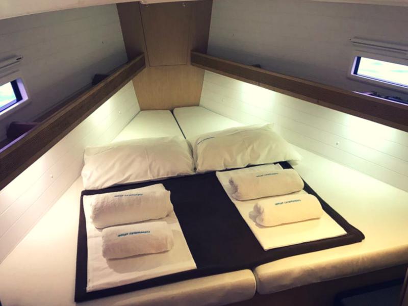 Book yachts online - sailboat - Bavaria Cruiser 40 - Vessy  - rent