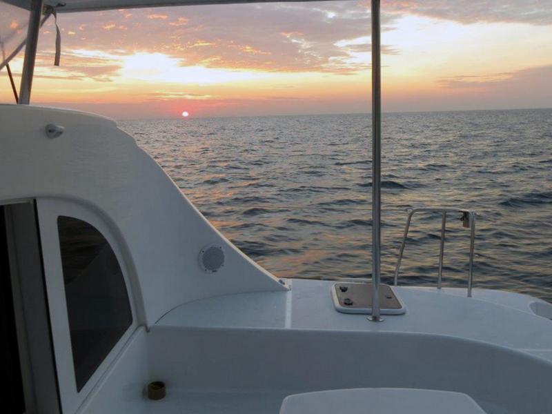 Book yachts online - catamaran - Lagoon 380 - Bagpuss - rent