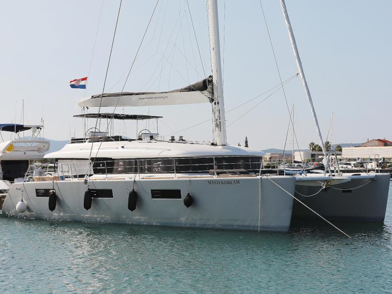 Book yachts online - catamaran - Lagoon 620 - MASTERDREAM  - rent