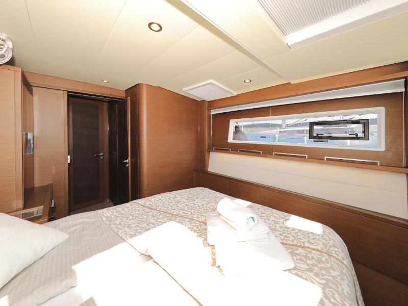 Book yachts online - catamaran - Lagoon 620 - MASTERDREAM  - rent