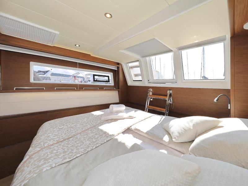 Book yachts online - catamaran - Lagoon 620 - MASTERDREAM  - rent