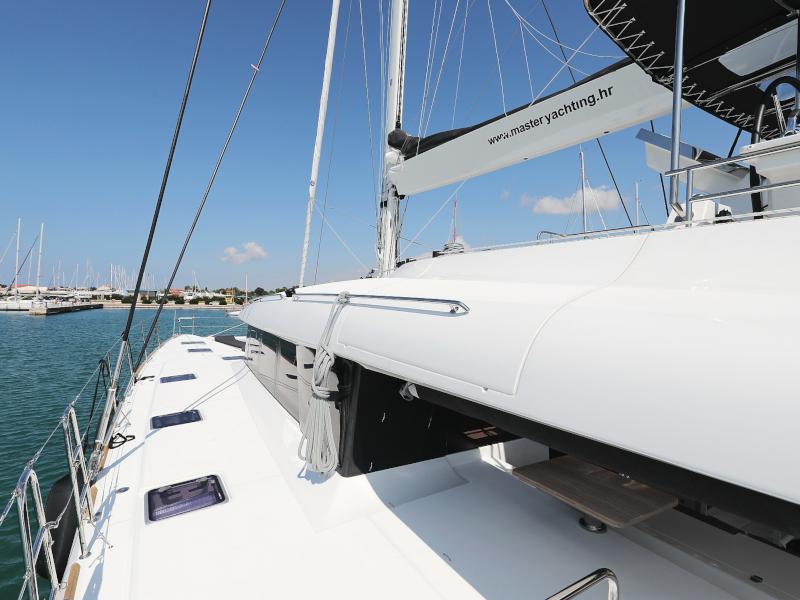 Book yachts online - catamaran - Lagoon 620 - MASTERDREAM  - rent