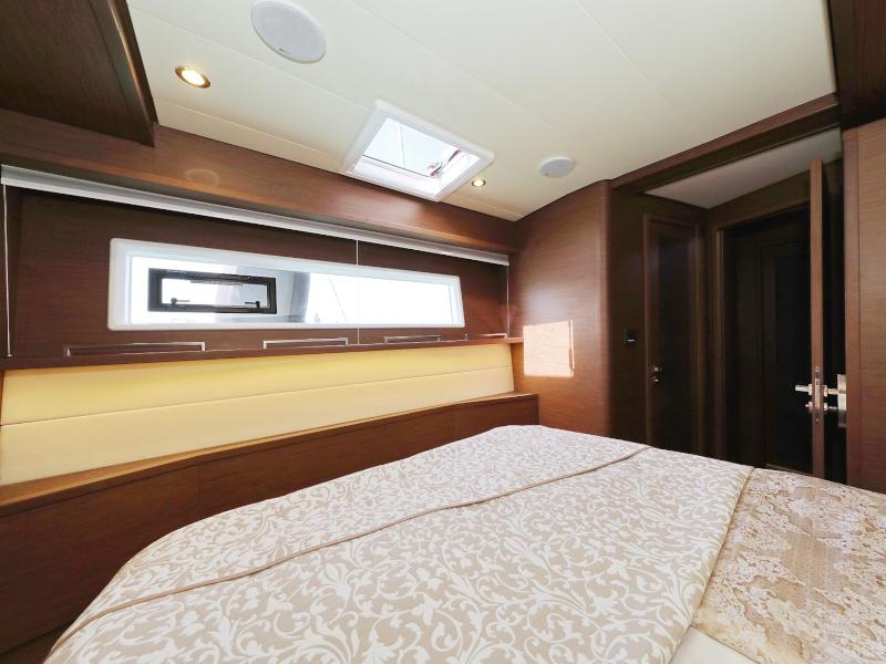 Book yachts online - catamaran - Lagoon 620 - MASTERDREAM  - rent