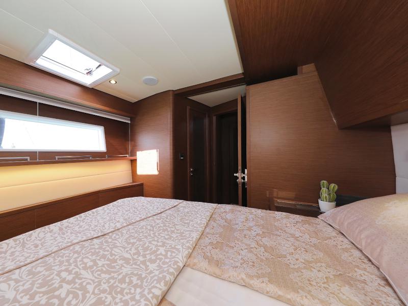 Book yachts online - catamaran - Lagoon 620 - MASTERDREAM  - rent