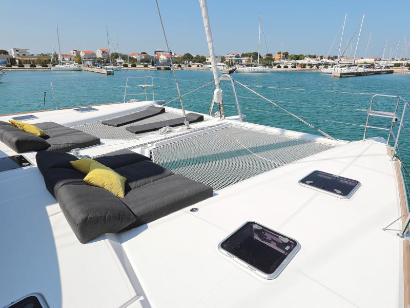 Book yachts online - catamaran - Lagoon 620 - MASTERDREAM  - rent