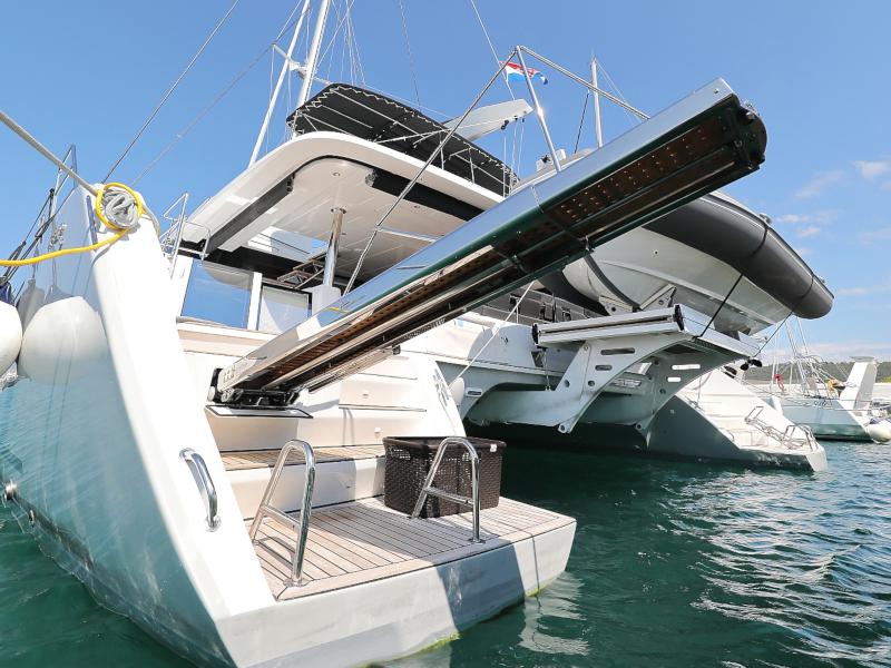 Book yachts online - catamaran - Lagoon 620 - MASTERDREAM  - rent