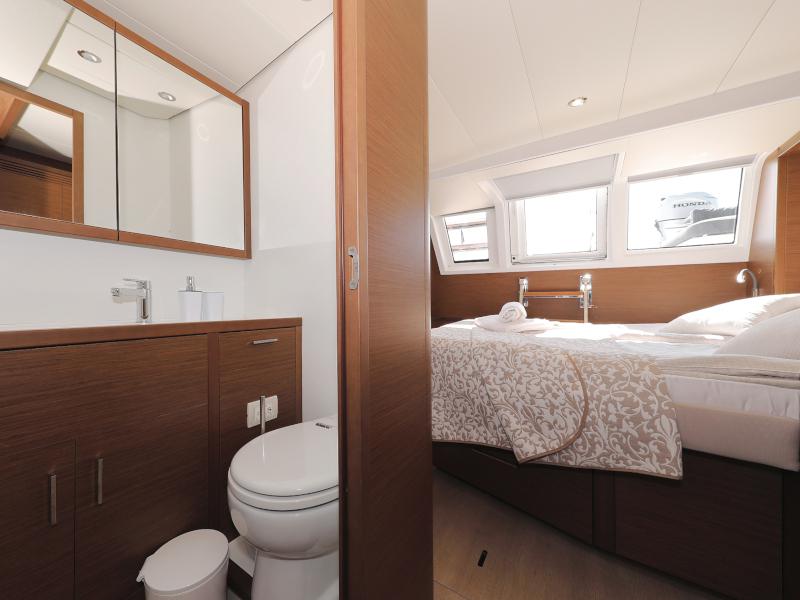 Book yachts online - catamaran - Lagoon 620 - MASTERDREAM  - rent