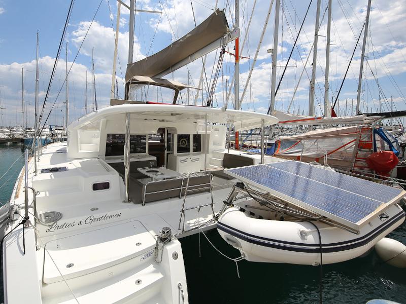 Book yachts online - catamaran - Lagoon 450 F - LADIES&amp;GENTLEMEN  - rent