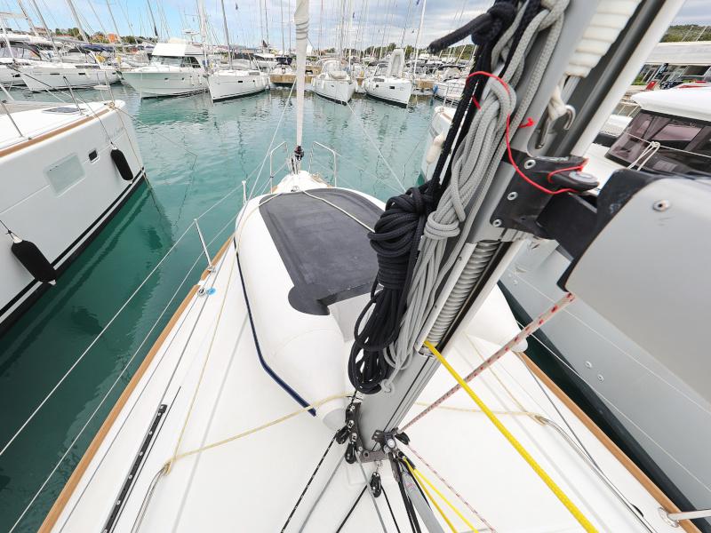 Book yachts online - sailboat - Oceanis 35.1 - IDILA  - rent