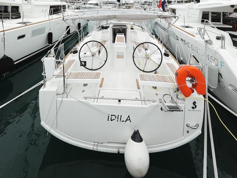 Book yachts online - sailboat - Oceanis 35.1 - IDILA  - rent