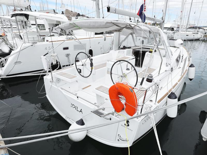 Book yachts online - sailboat - Oceanis 35.1 - IDILA  - rent