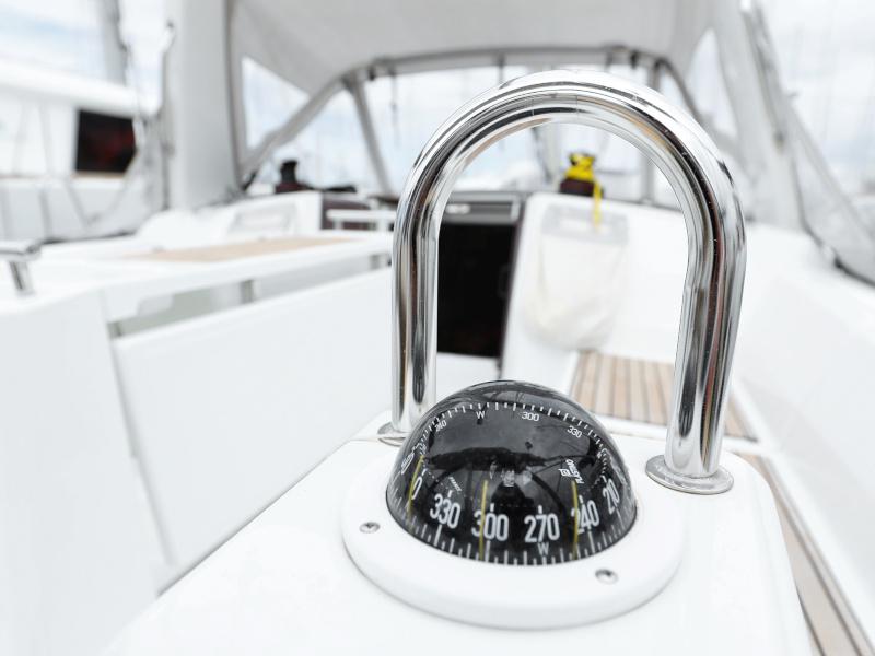Book yachts online - sailboat - Oceanis 35.1 - IDILA  - rent