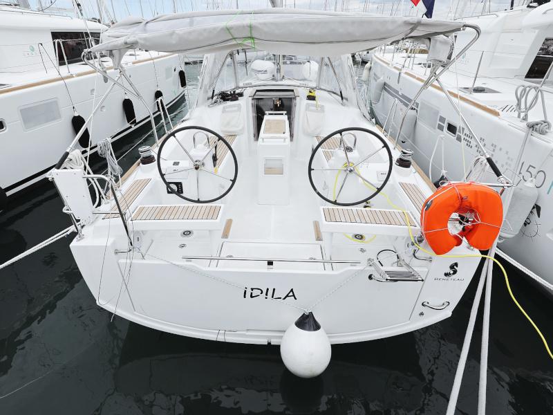 Book yachts online - sailboat - Oceanis 35.1 - IDILA  - rent