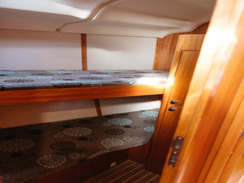 Book yachts online - sailboat - Elan 434 Impression - LINA - rent