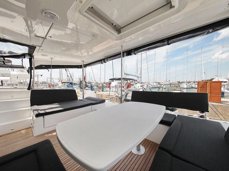 Book yachts online - catamaran - Lagoon 450 F - PARADISE Air condition salon+cabins generator watermaker - rent