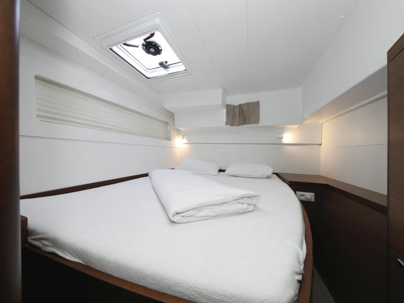Book yachts online - catamaran - Lagoon 40 - TOM &amp; JERRY - rent