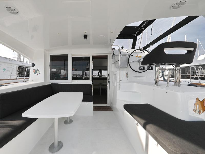 Book yachts online - catamaran - Lagoon 40 - TOM &amp; JERRY - rent