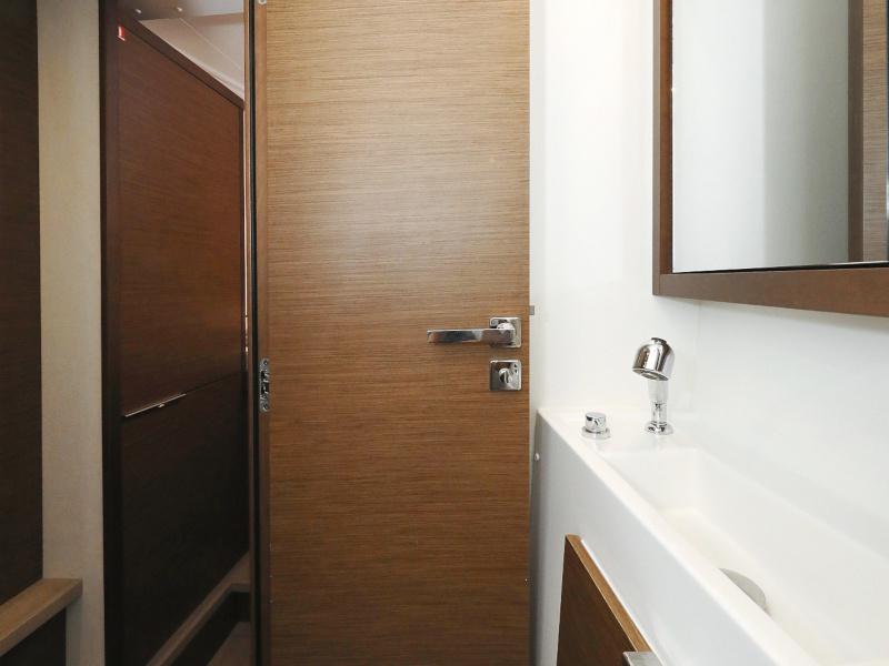 Book yachts online - catamaran - Lagoon 40 - TOM &amp; JERRY - rent