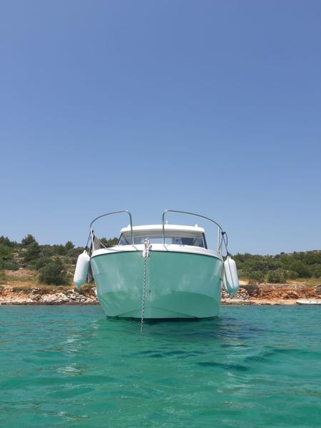 Book yachts online - motorboat - Antares 8 - BELECA - rent
