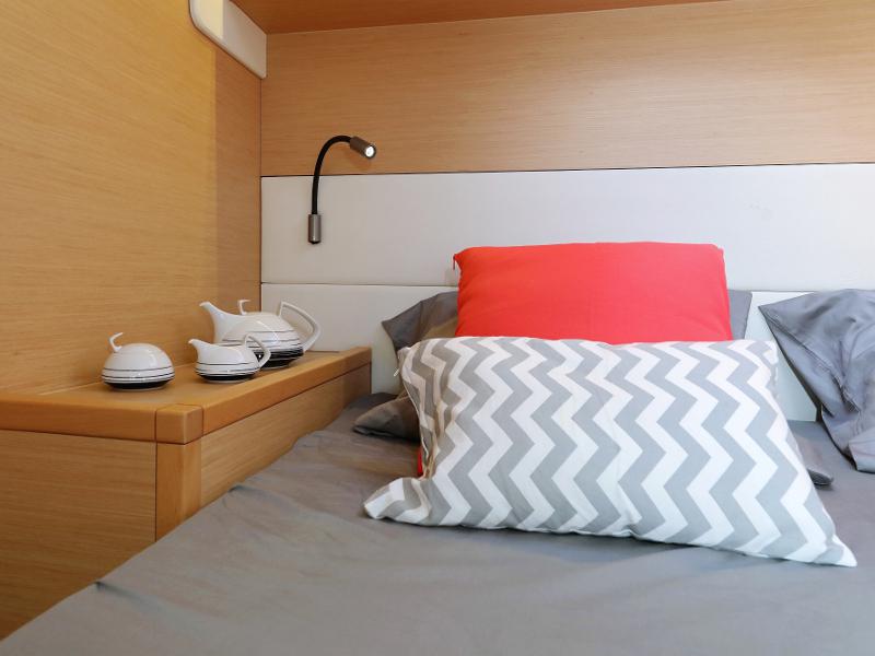 Book yachts online - catamaran - Lagoon 52 - SEA DWELLER (ex.TEQUILA SUNRISE) AC Generator Watermaker - rent