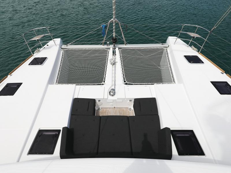 Book yachts online - catamaran - Lagoon 52 - SEA DWELLER (ex.TEQUILA SUNRISE) AC Generator Watermaker - rent