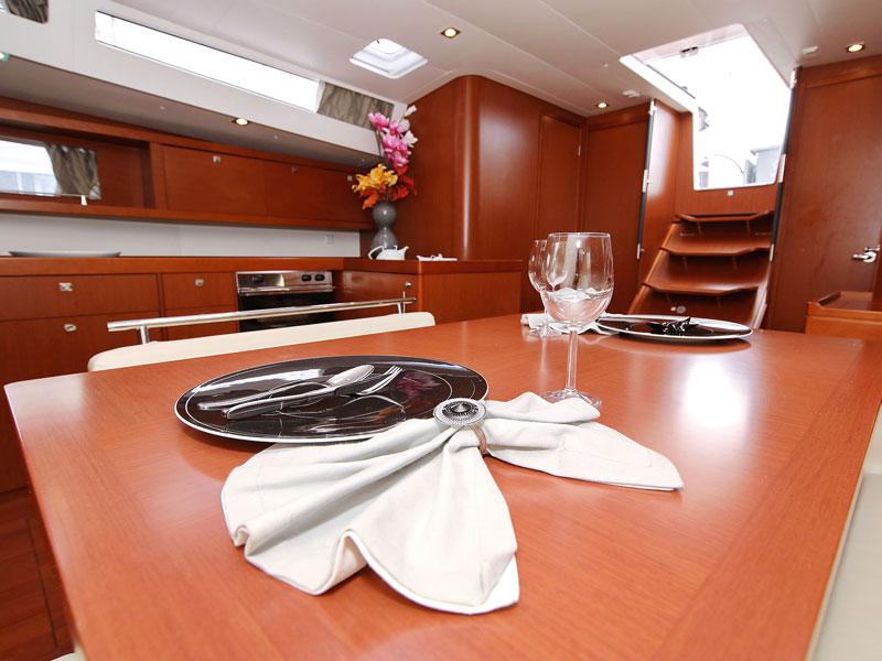Book yachts online - sailboat - Oceanis 48 - San Clemente  - rent