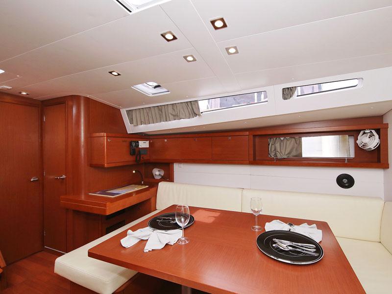 Book yachts online - sailboat - Oceanis 48 - San Clemente  - rent