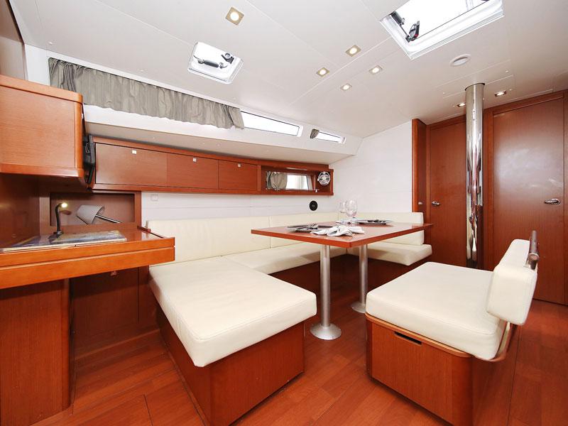 Book yachts online - sailboat - Oceanis 48 - San Clemente  - rent