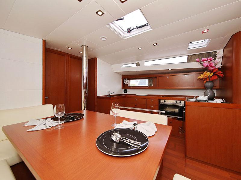 Book yachts online - sailboat - Oceanis 48 - San Clemente  - rent