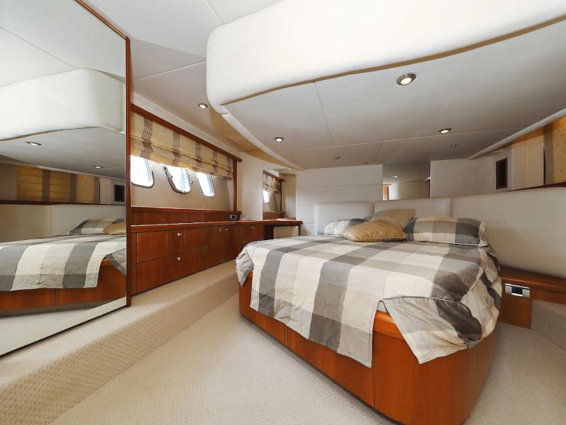 Book yachts online - motorboat - Sunseeker Manhattan 50 - FOREVER MAJA - rent
