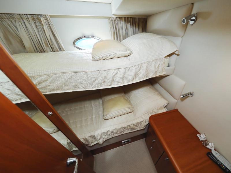 Book yachts online - motorboat - Sunseeker Manhattan 50 - FOREVER MAJA - rent